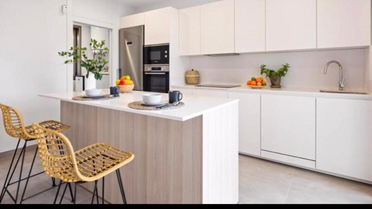 Golf Tenerife South XX Wheel Accessible Shower XX Free Wifi XX Private Pool 30 Degrees XX Two Terraces 30M2X60M2 Xxfree Parking XX Mountain View XX Flatscreen 65 Inch XX San Miguel de Abona Buitenkant foto