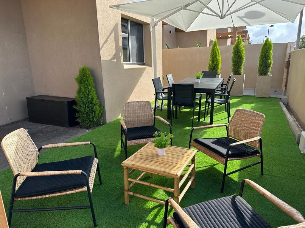 Golf Tenerife South XX Wheel Accessible Shower XX Free Wifi XX Private Pool 30 Degrees XX Two Terraces 30M2X60M2 Xxfree Parking XX Mountain View XX Flatscreen 65 Inch XX San Miguel de Abona Buitenkant foto