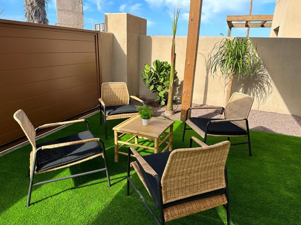 Golf Tenerife South XX Wheel Accessible Shower XX Free Wifi XX Private Pool 30 Degrees XX Two Terraces 30M2X60M2 Xxfree Parking XX Mountain View XX Flatscreen 65 Inch XX San Miguel de Abona Buitenkant foto