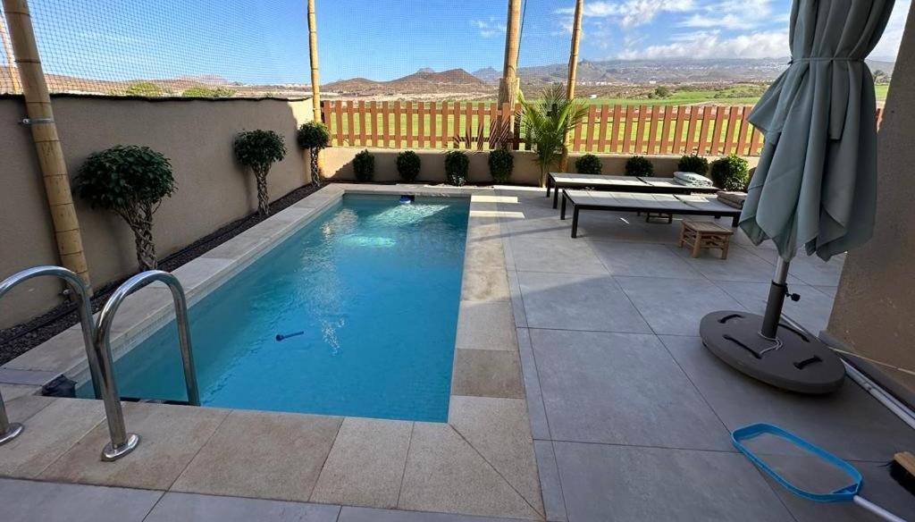 Golf Tenerife South XX Wheel Accessible Shower XX Free Wifi XX Private Pool 30 Degrees XX Two Terraces 30M2X60M2 Xxfree Parking XX Mountain View XX Flatscreen 65 Inch XX San Miguel de Abona Buitenkant foto